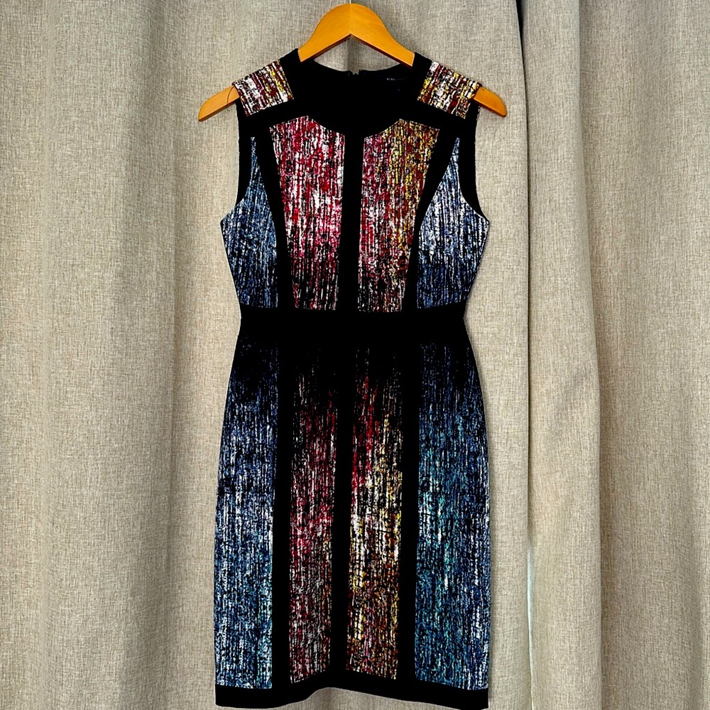 BCBG Maxazria Gwyneth Print
Blocked Dress